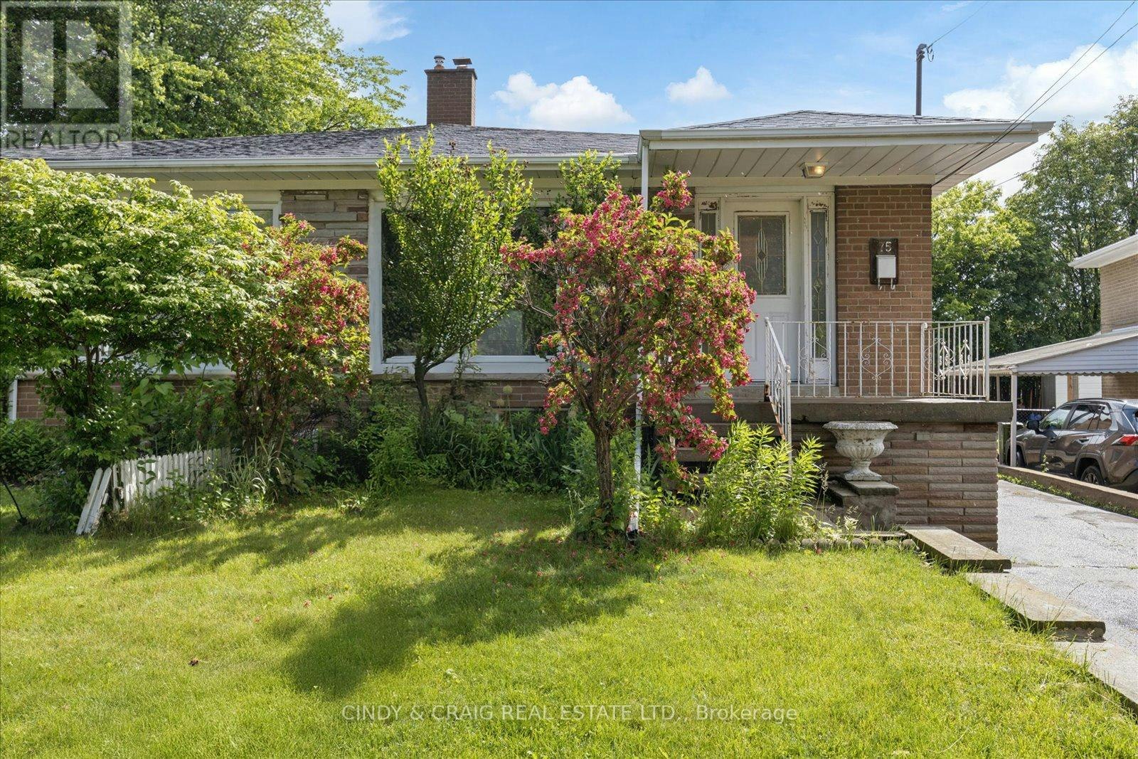 75 Lochleven Drive, Toronto, ON, M1M 2E9