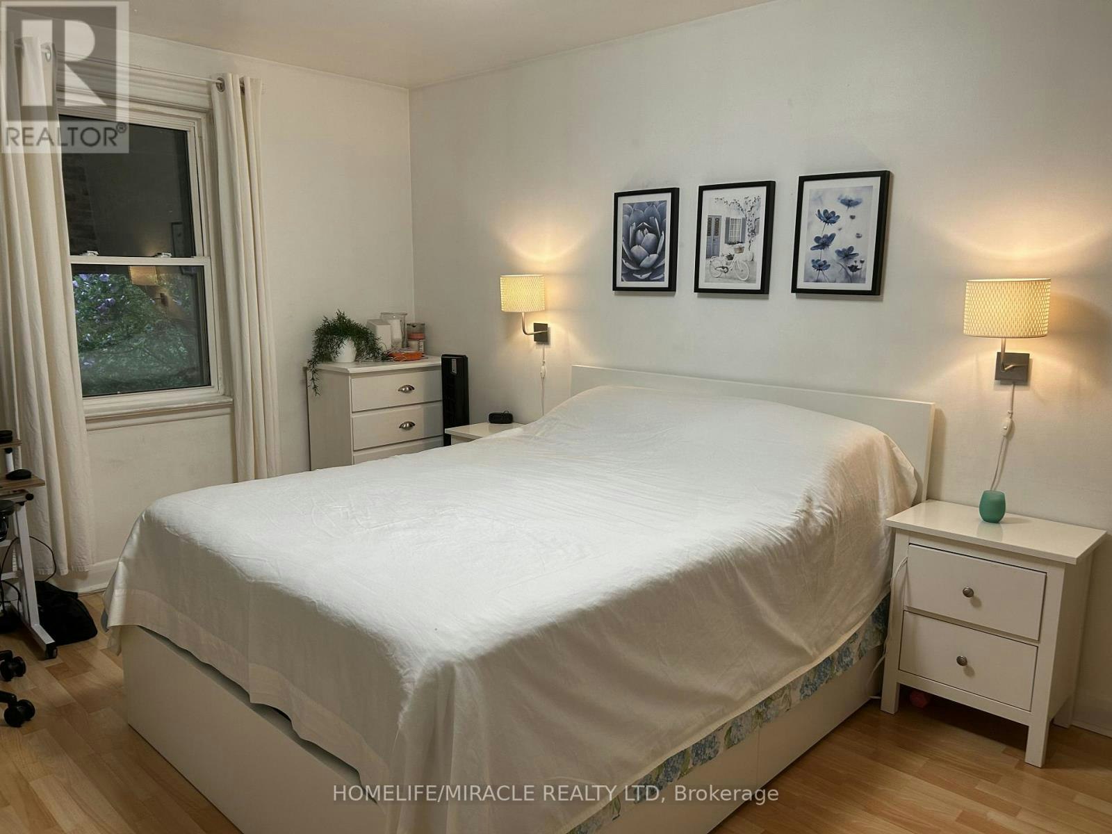 46 Inniswood ( Upper Level Drive, Toronto, ON, M1R 1E5 - 8