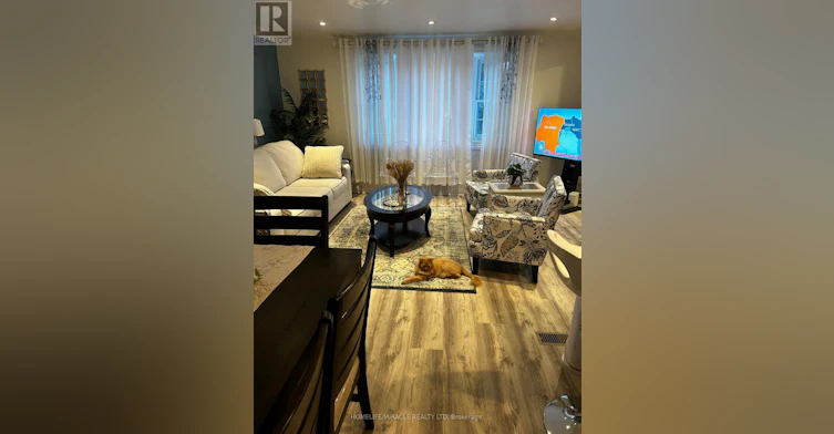 46 Inniswood ( Upper Level Drive, Toronto, ON, M1R 1E5 - 3