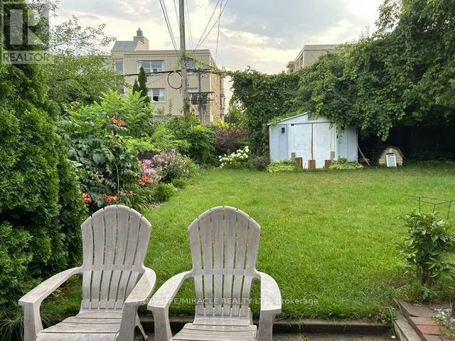 46 Inniswood ( Upper Level Drive, Toronto, ON, M1R 1E5 - 13