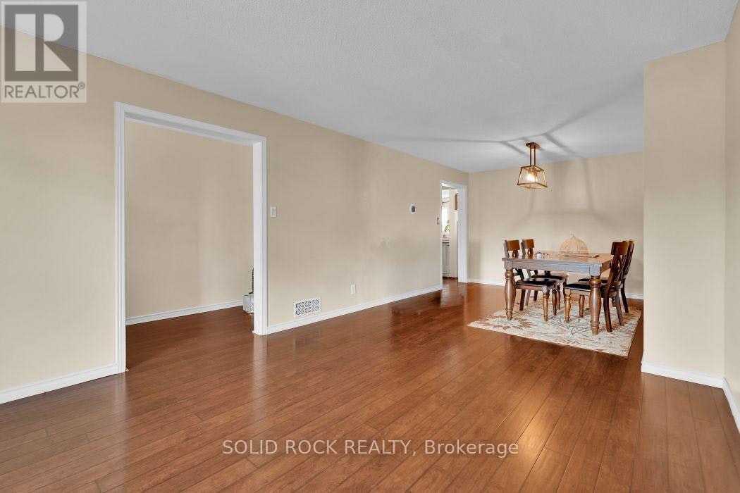 2830 Gothwood Place, Ottawa, ON, K1T 2V4 - 7