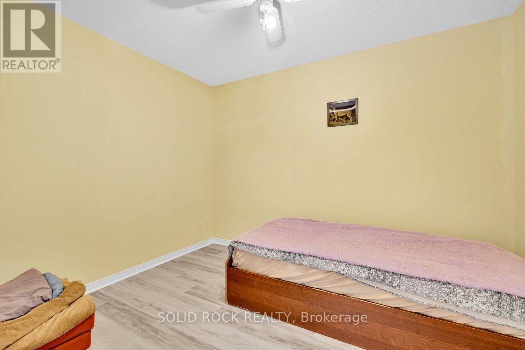 2830 Gothwood Place, Ottawa, ON, K1T 2V4 - 32