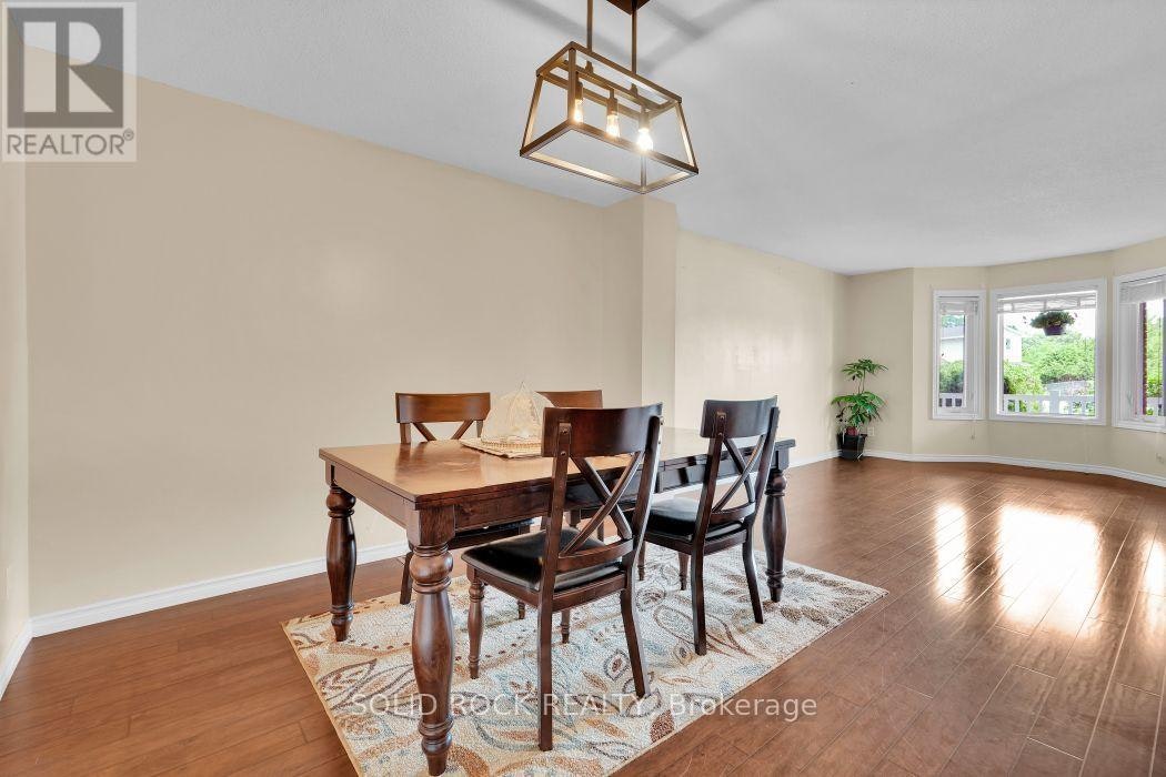 2830 Gothwood Place, Ottawa, ON, K1T 2V4 - 9