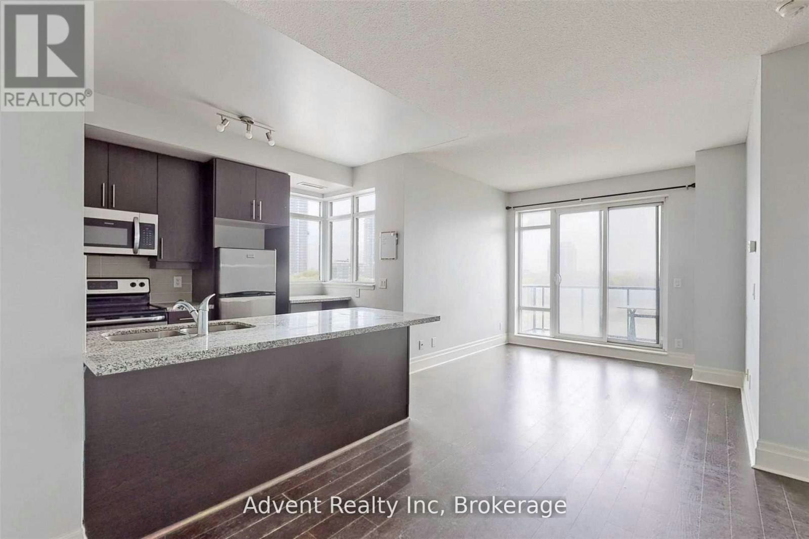 505-131 Upper Duke Crescent, Markham, ON, L6G 0C9