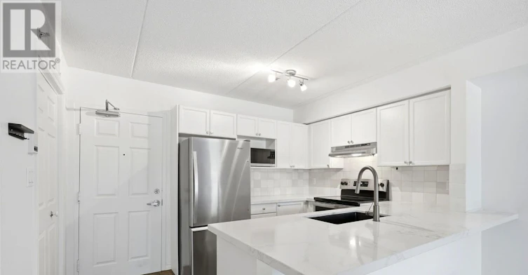 203-1480 Bishops Gate, Oakville, ON, L6M 4N4 - 2