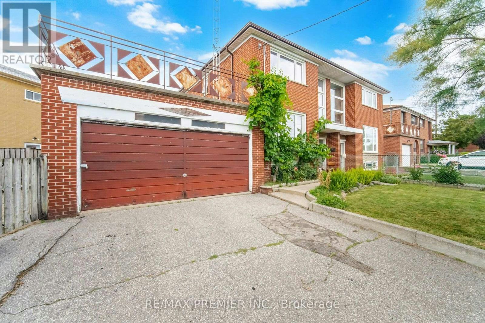 148 Giltspur Drive, Toronto, ON, M3L 1N1