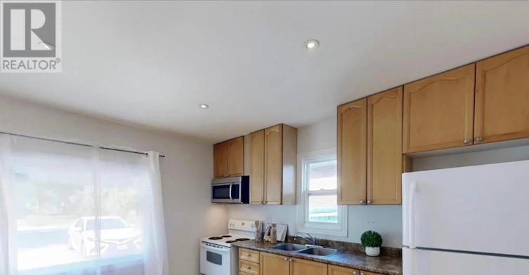 1-4 Mcmurchy Avenue S, Brampton, ON, L6Y 1X9 - 4