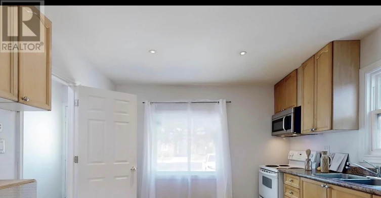 1-4 Mcmurchy Avenue S, Brampton, ON, L6Y 1X9 - 7