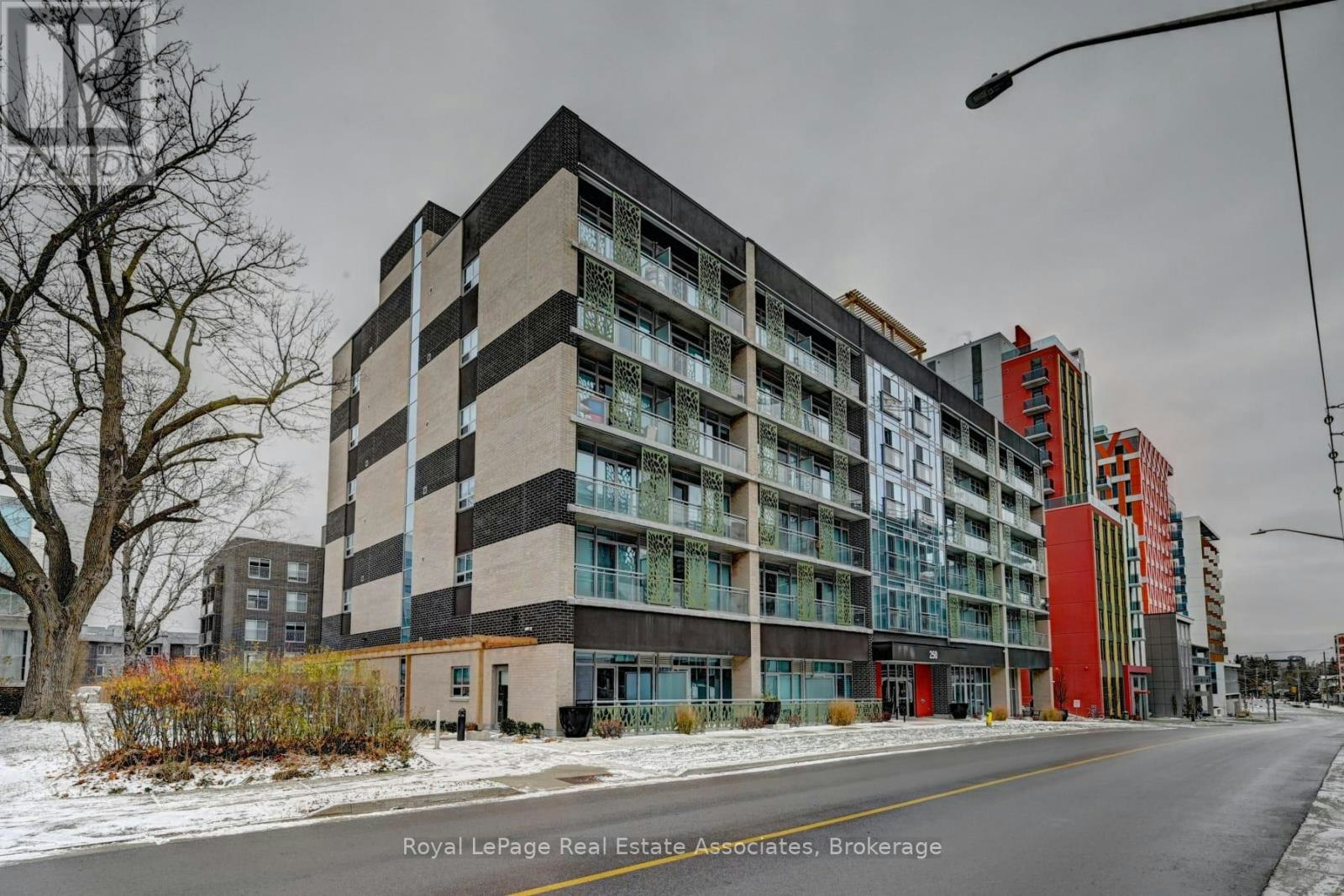 319-250 Albert Street, Waterloo, ON, N2L 0H5 - 8