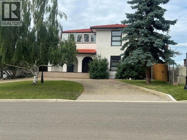 808 96 Avenue, Dawson Creek, BC, V1G 1K7