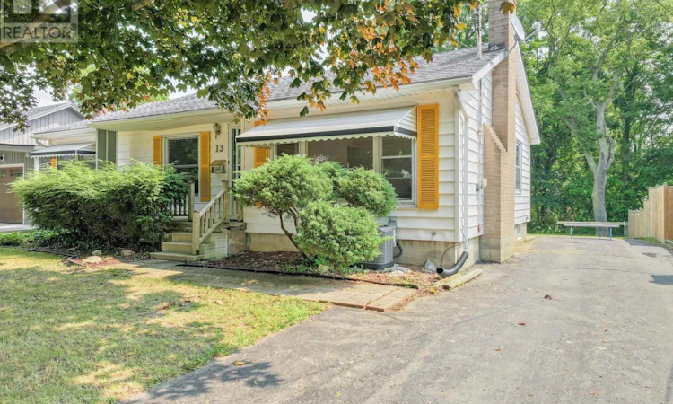 13 Parkside Drive
