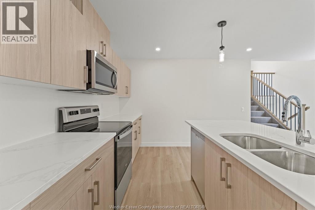 2457 Front Road, Lasalle, ON, N9J 2C5 - 7
