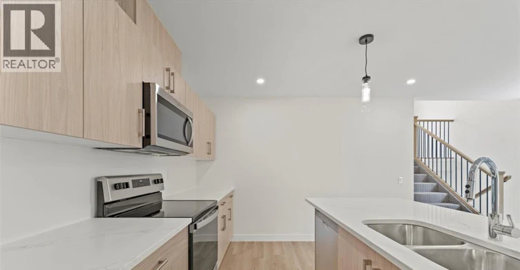 2457 Front Road, Lasalle, ON, N9J 2C5 - 7