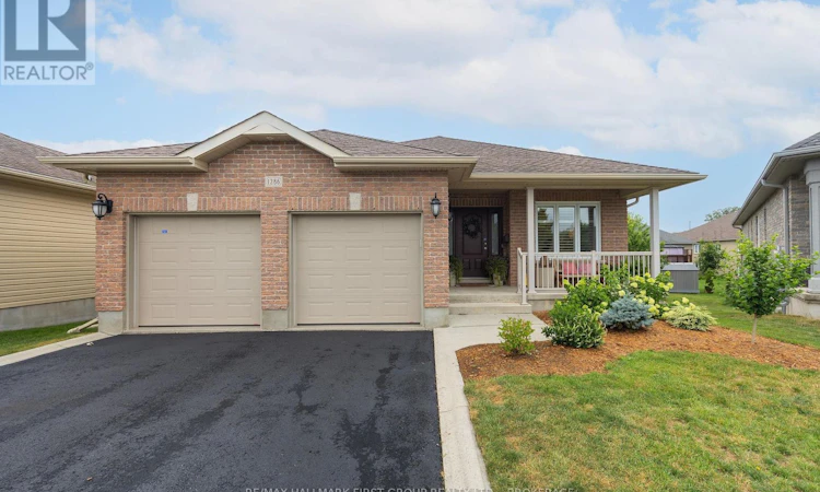 1286 Mazzolin Crescent
