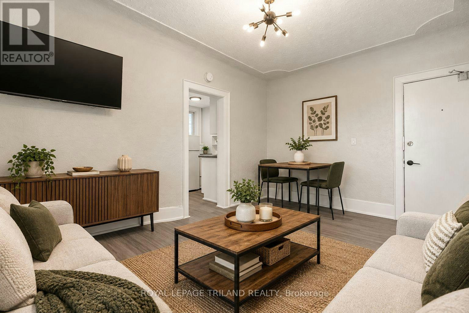 8-425 Mckenzie Avenue, London, ON, N6C 1V5