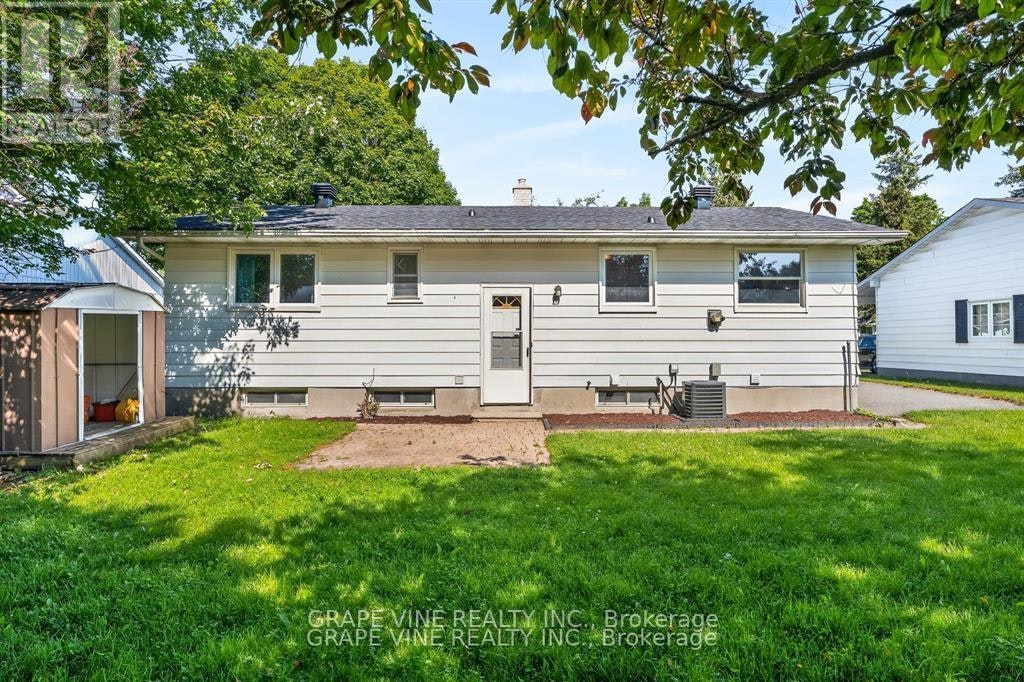 104 Oriole Avenue, Ottawa, ON, K2L 1E7 - 18