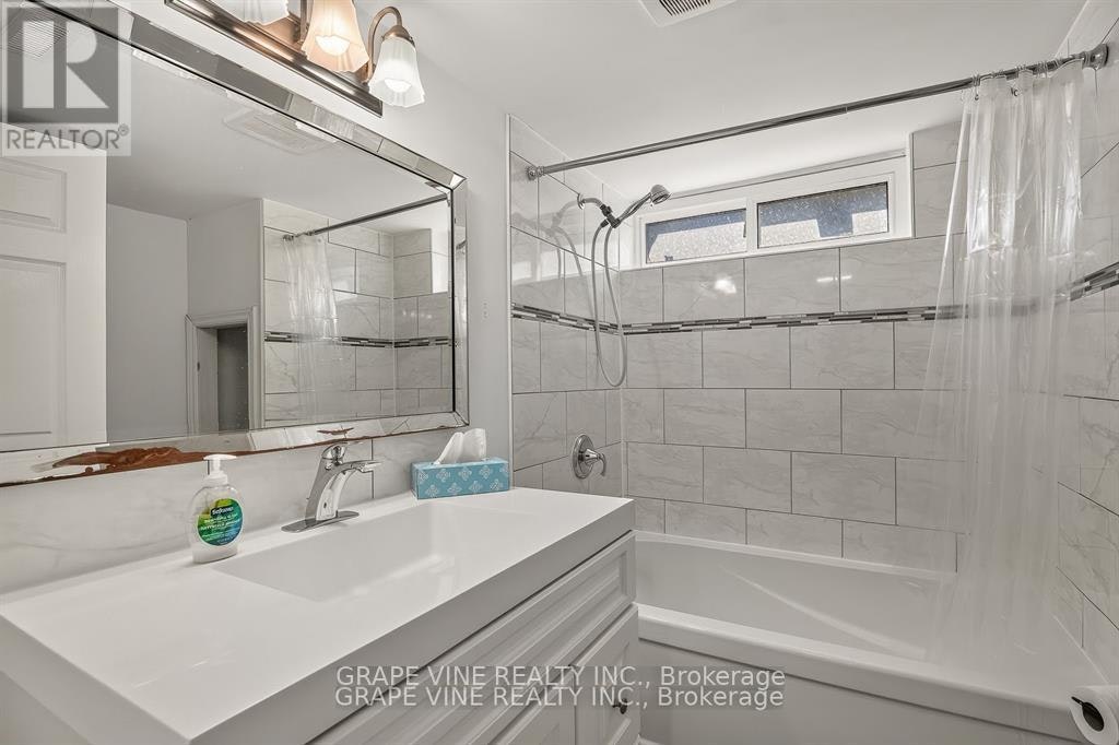 104 Oriole Avenue, Ottawa, ON, K2L 1E7 - 16