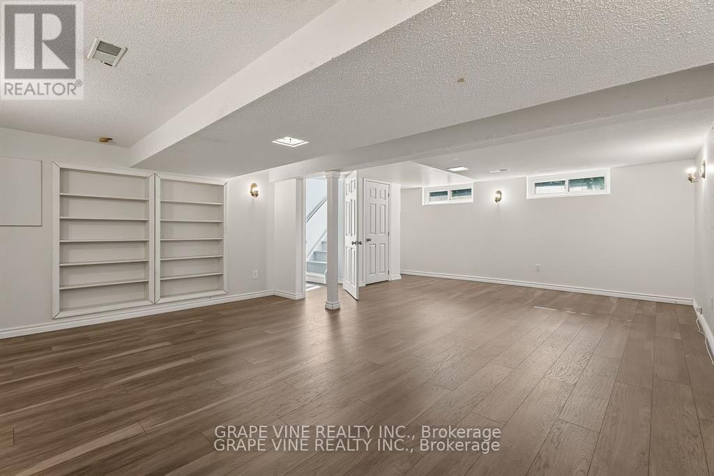 104 Oriole Avenue, Ottawa, ON, K2L 1E7 - 14