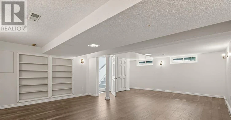104 Oriole Avenue, Ottawa, ON, K2L 1E7 - 14