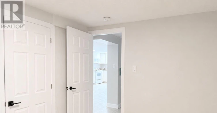 735 Borthwick Avenue, Ottawa, ON, K1K 2M3 - 7