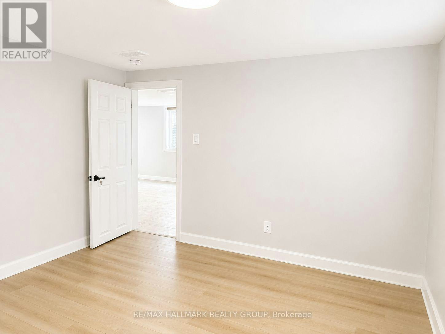 735 Borthwick Avenue, Ottawa, ON, K1K 2M3 - 5