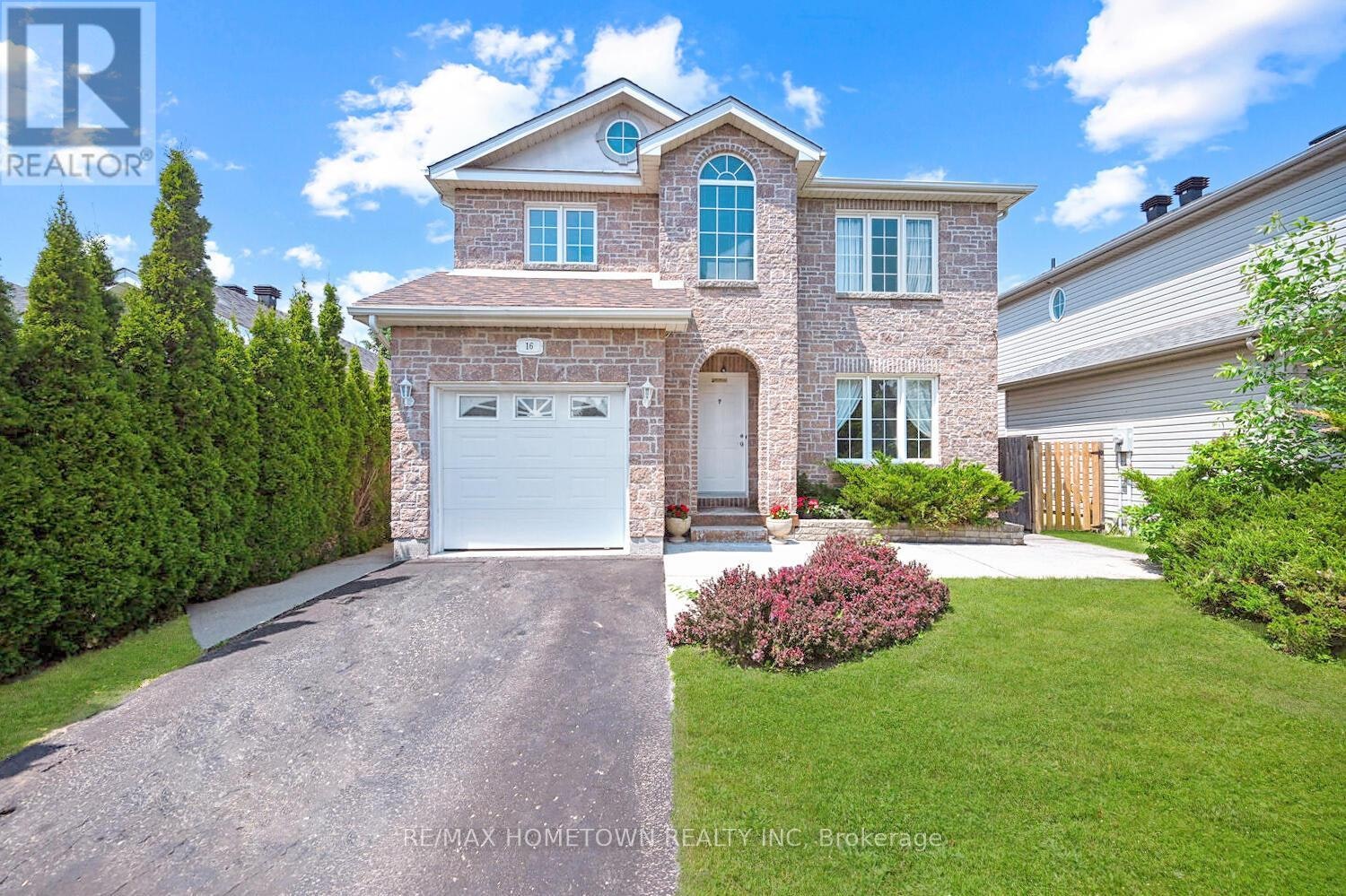 16 Regency Place, Brockville, ON, K6V 7M5