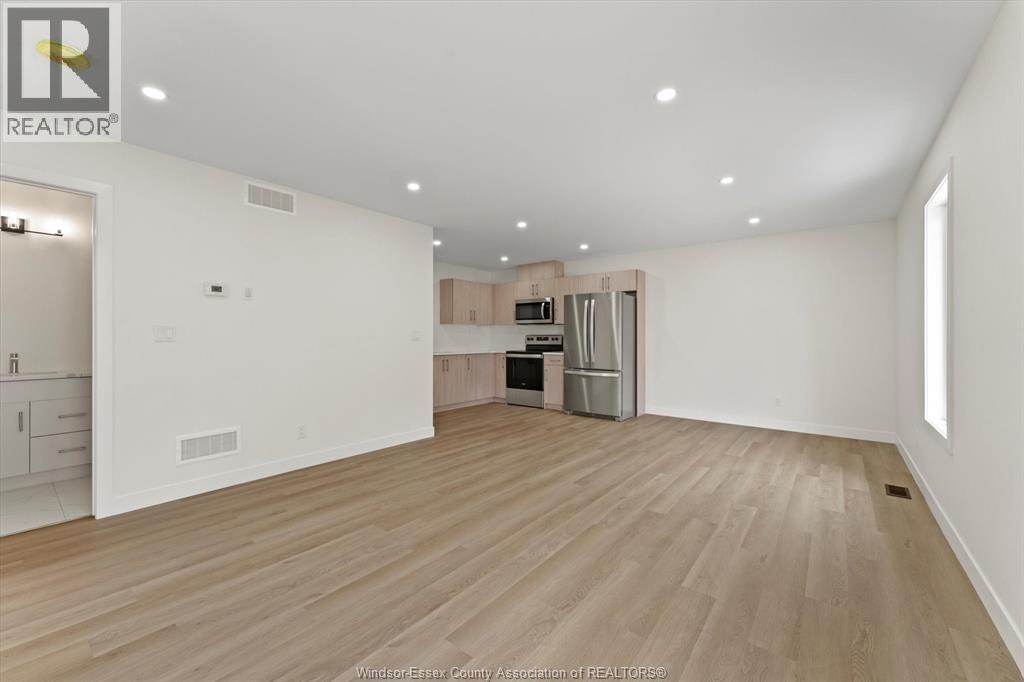 1-2457 Front Road, Lasalle, ON, N9J 2C5 - 4