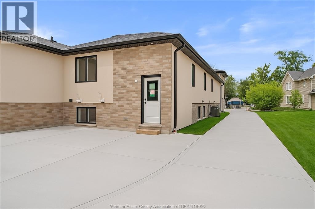 1-2457 Front Road, Lasalle, ON, N9J 2C5 - 17