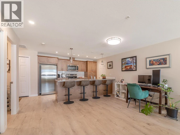 304-3346 Skaha Lake Road, Penticton, BC, V2A 6G4 - 9