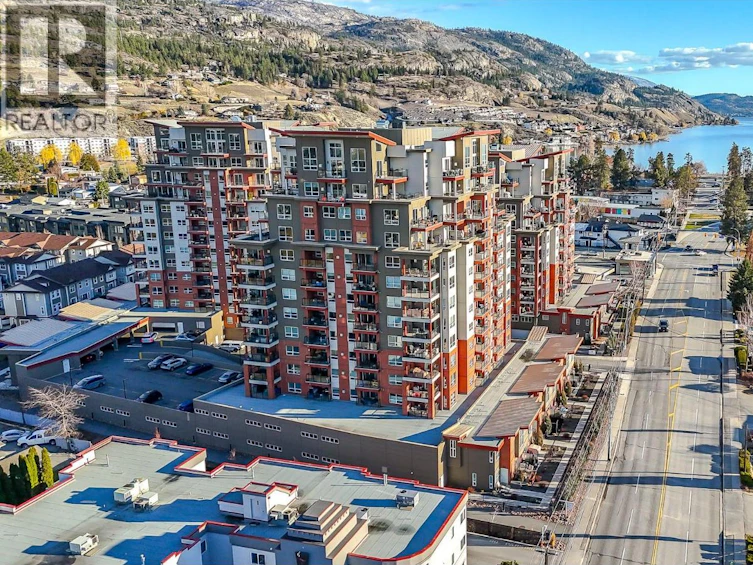 304-3346 Skaha Lake Road, Penticton, BC, V2A 6G4 - 2