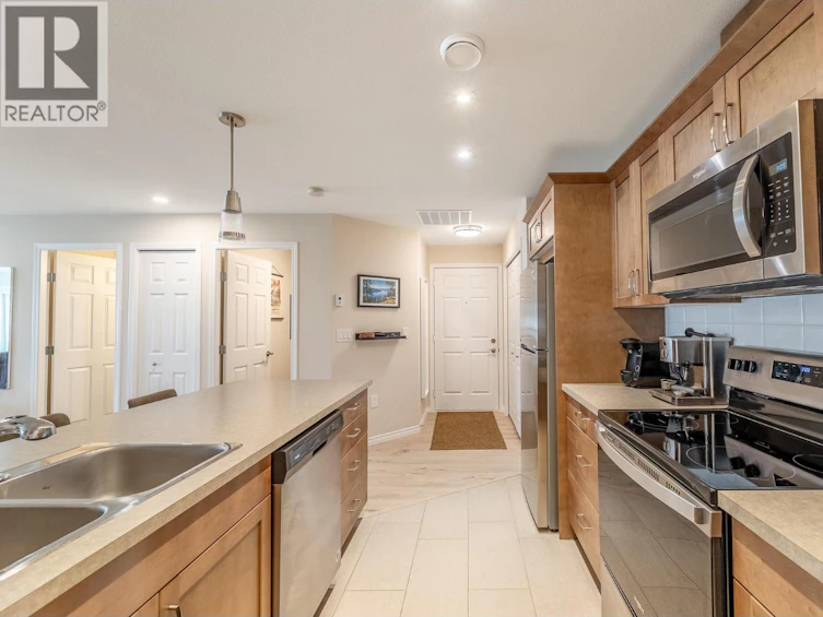 304-3346 Skaha Lake Road, Penticton, BC, V2A 6G4 - 12