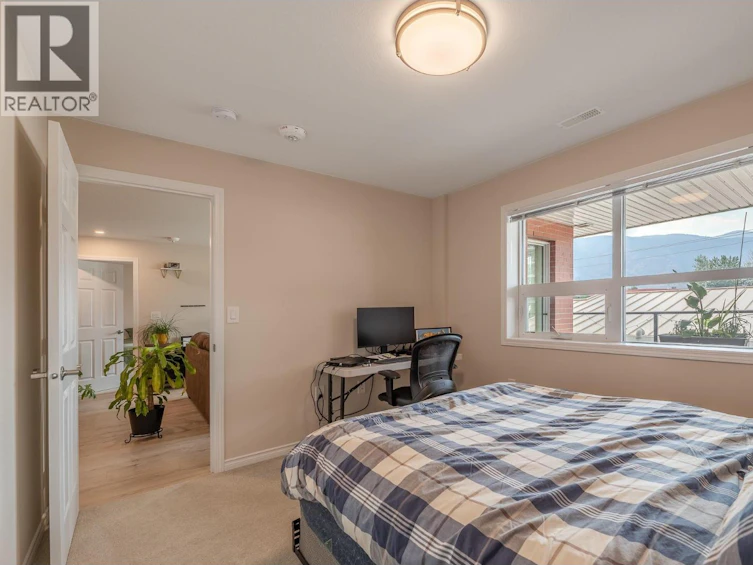 304-3346 Skaha Lake Road, Penticton, BC, V2A 6G4 - 16