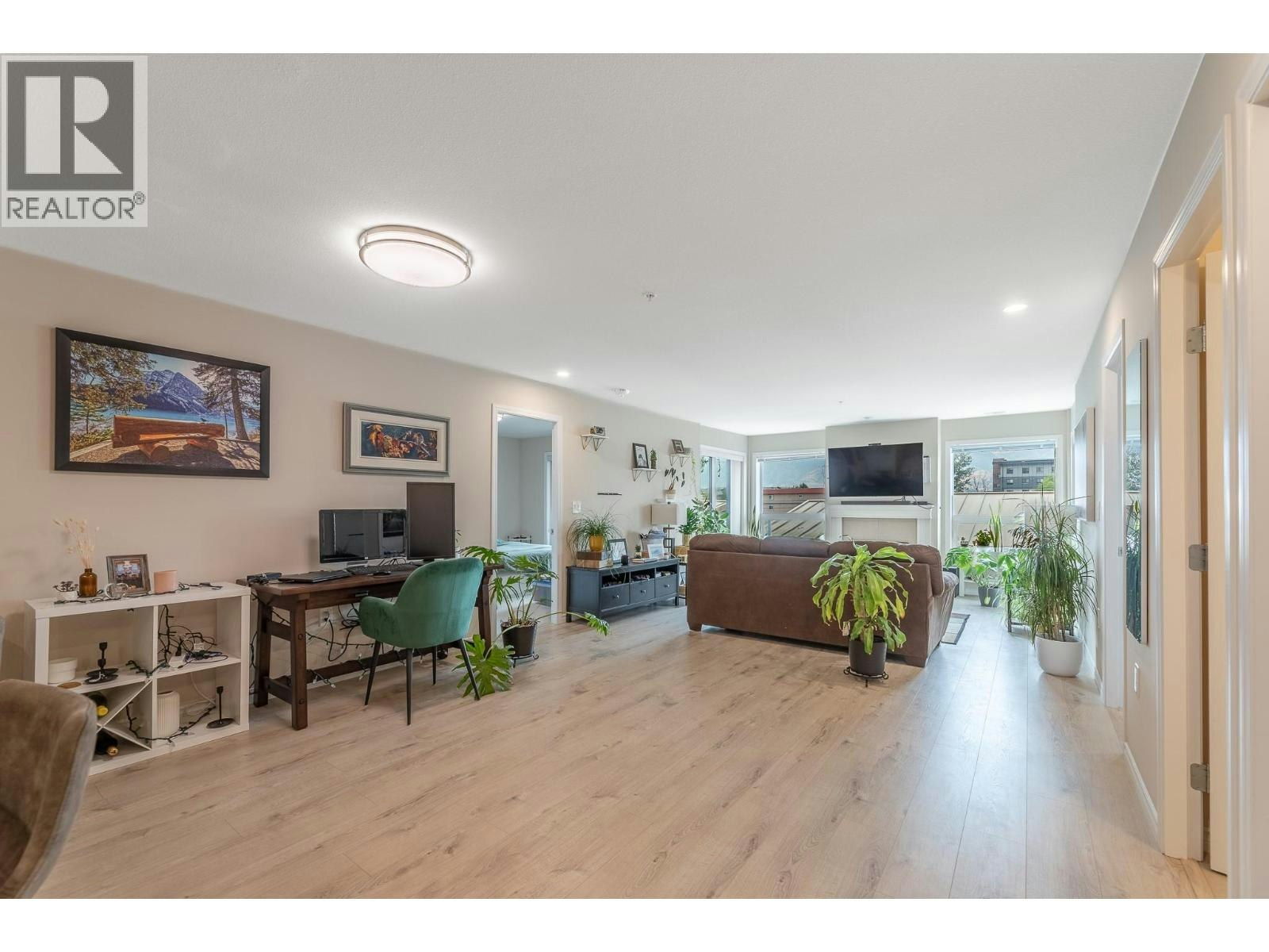 304-3346 Skaha Lake Road, Penticton, BC, V2A 6G4 - 31