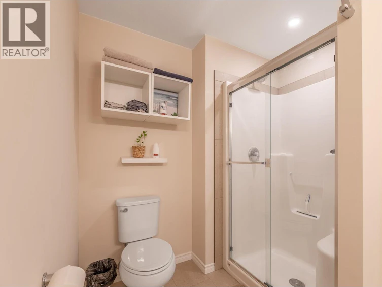 304-3346 Skaha Lake Road, Penticton, BC, V2A 6G4 - 22