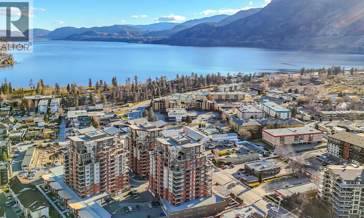 304-3346 Skaha Lake Road