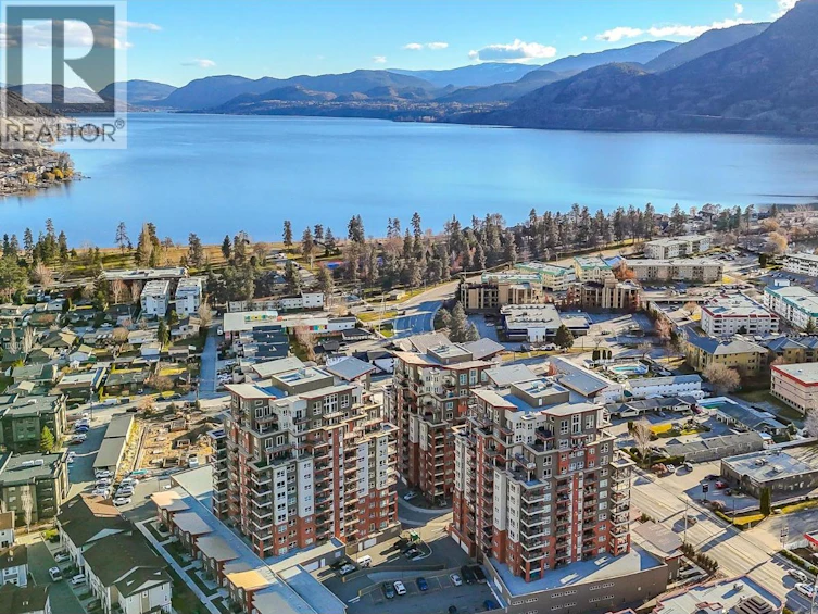 304-3346 Skaha Lake Road, Penticton, BC, V2A 6G4