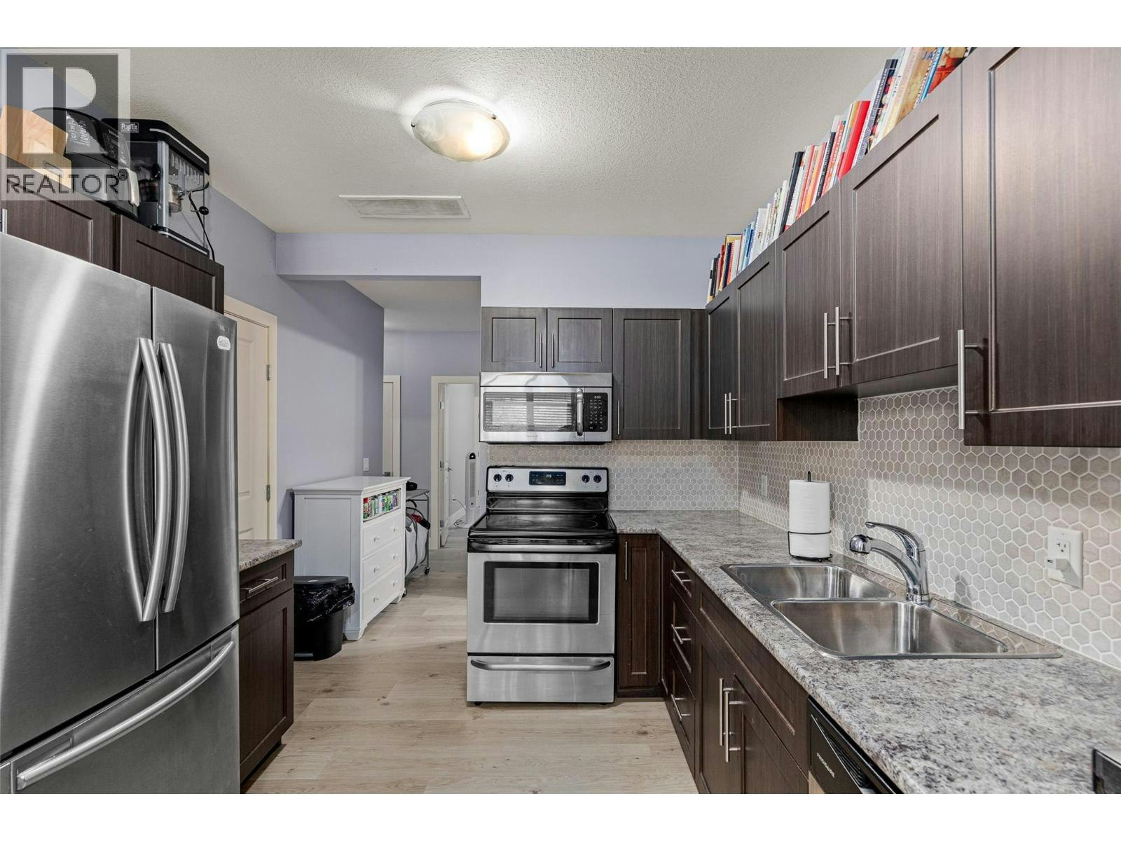 5015 Twinflower Crescent, Kelowna, BC, V1W 5L8 - 41