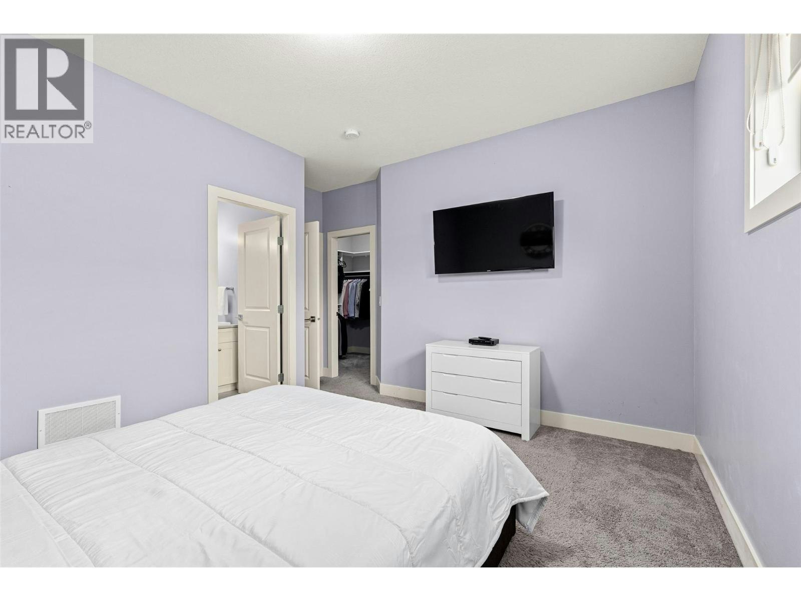 5015 Twinflower Crescent, Kelowna, BC, V1W 5L8 - 23