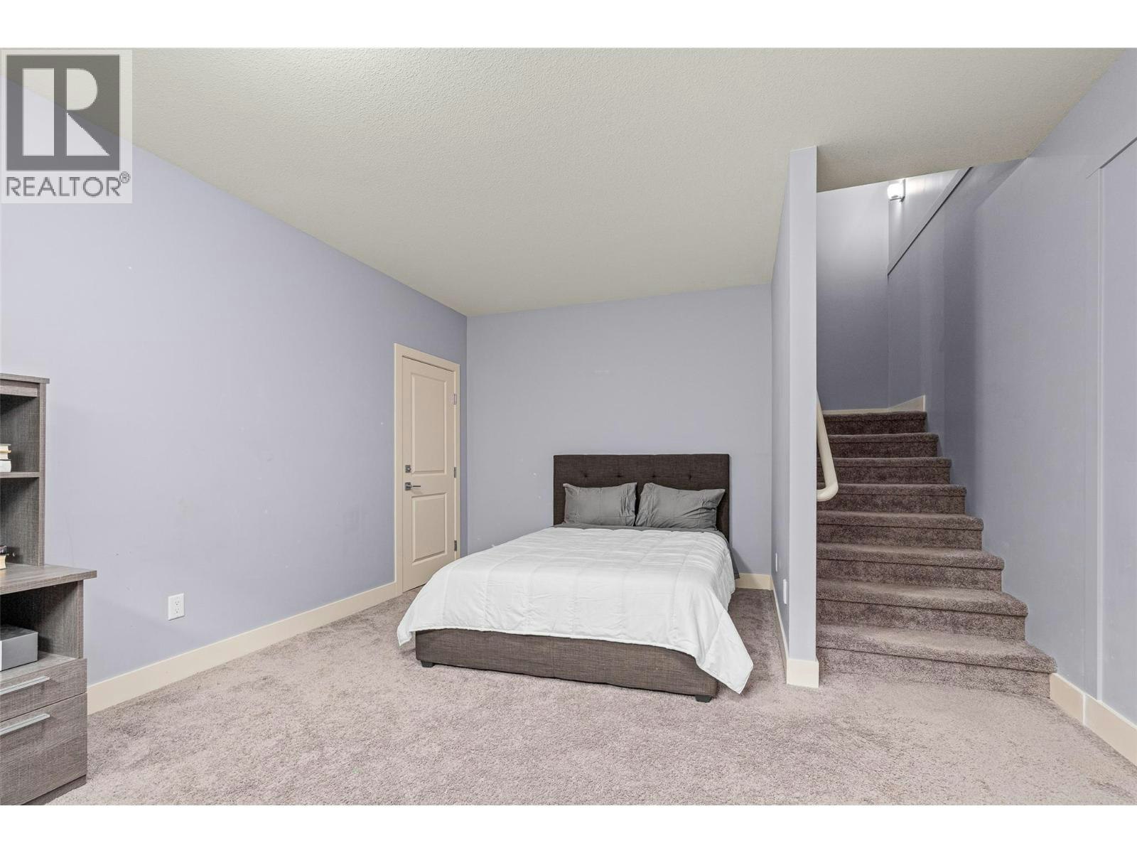 5015 Twinflower Crescent, Kelowna, BC, V1W 5L8 - 30