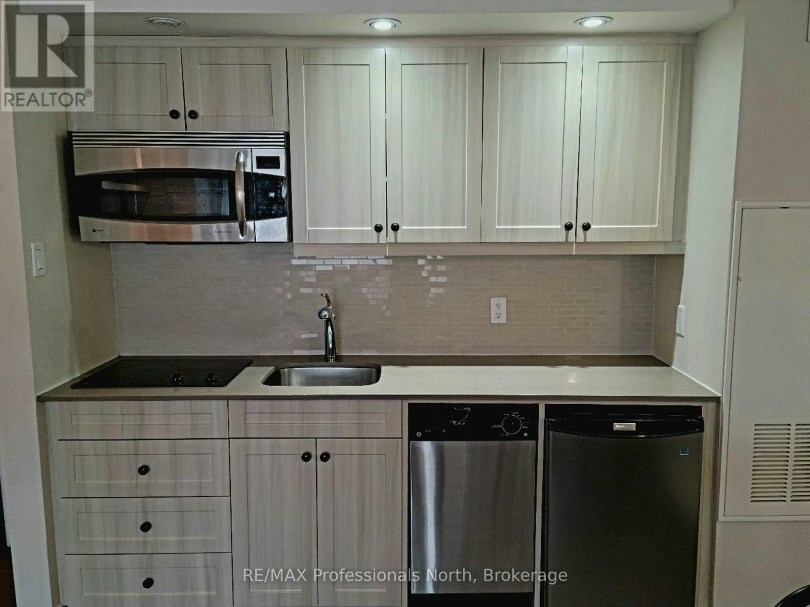 55-301-1235 Deerhurst Drive, Huntsville, ON, P1H 2E8 - 4