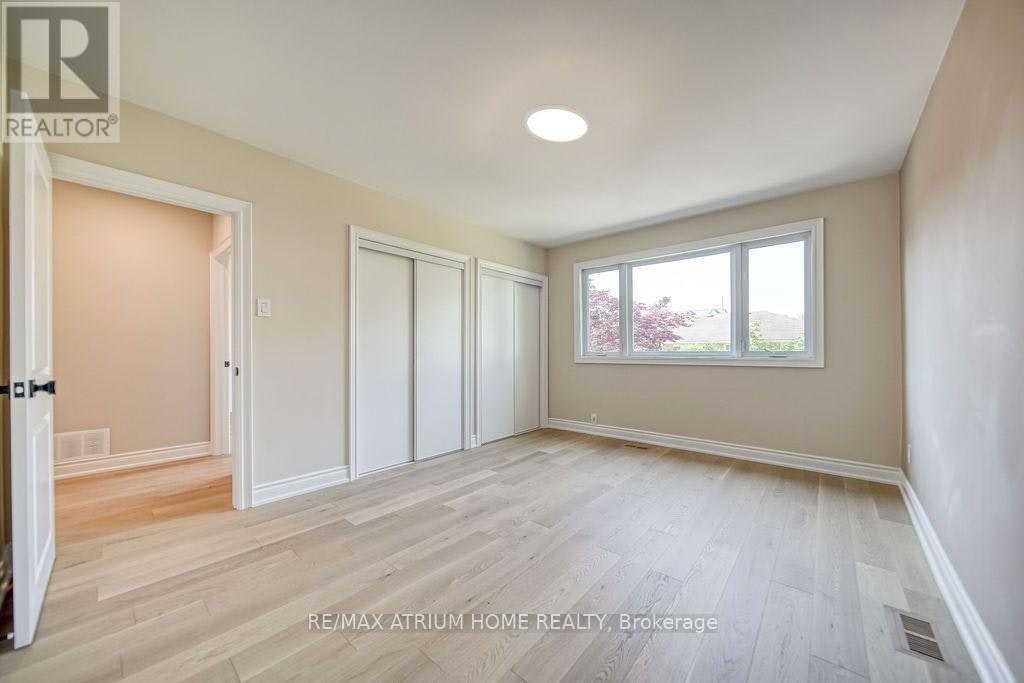 4 Palomino Crescent, Toronto, ON, M2K 1W1 - 8