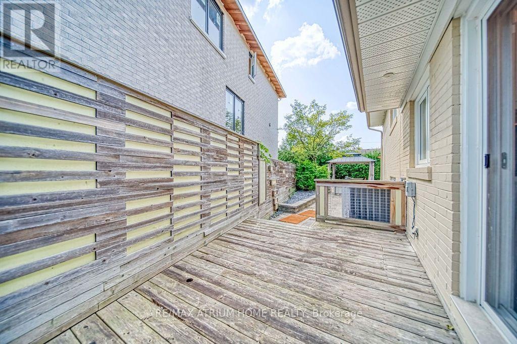 4 Palomino Crescent, Toronto, ON, M2K 1W1 - 22