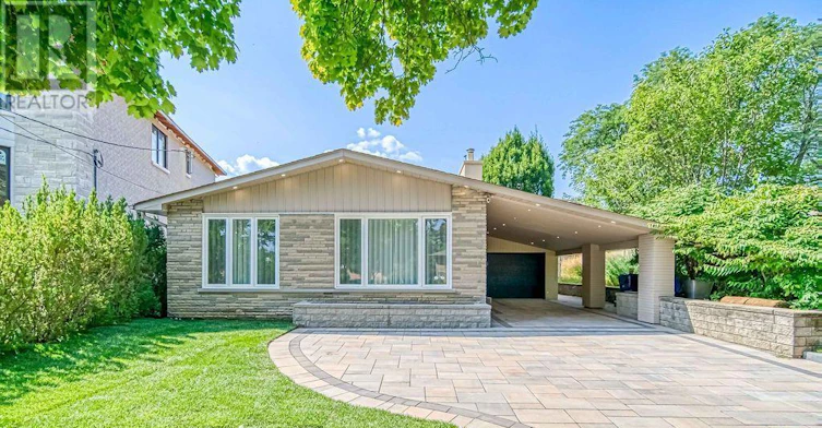 4 Palomino Crescent, Toronto, ON, M2K 1W1