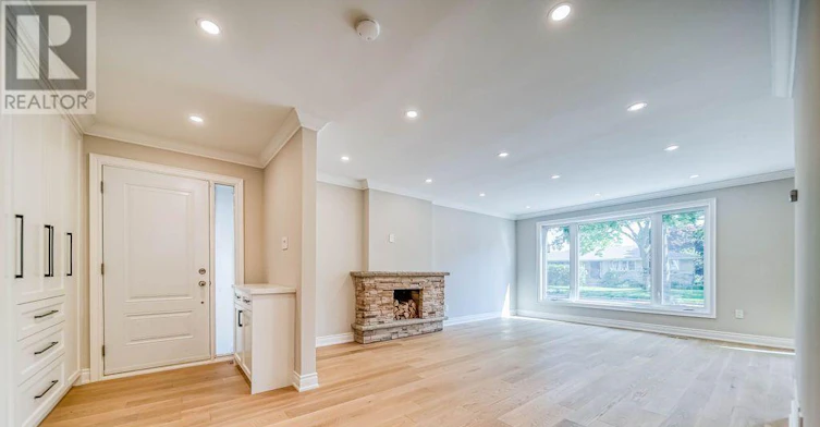 4 Palomino Crescent, Toronto, ON, M2K 1W1 - 3
