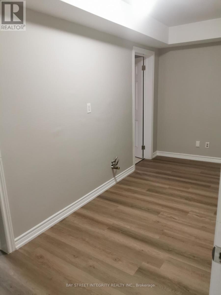 7 D'arcy Street, Toronto, ON, M5T 1J8 - 7