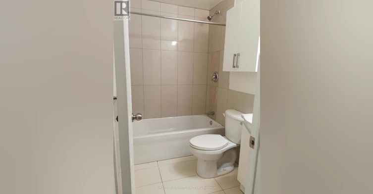7 D'arcy Street, Toronto, ON, M5T 1J8 - 9