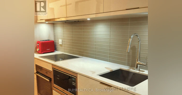601-88 Scott Street, Toronto, ON, M5E 0A9 - 2