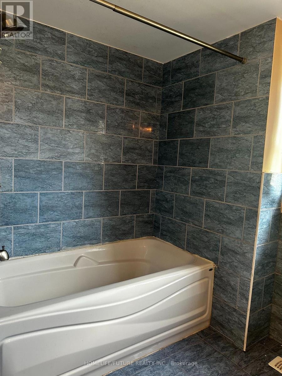 350 Eulalie Avenue, Oshawa, ON, L1H 2B8 - 9