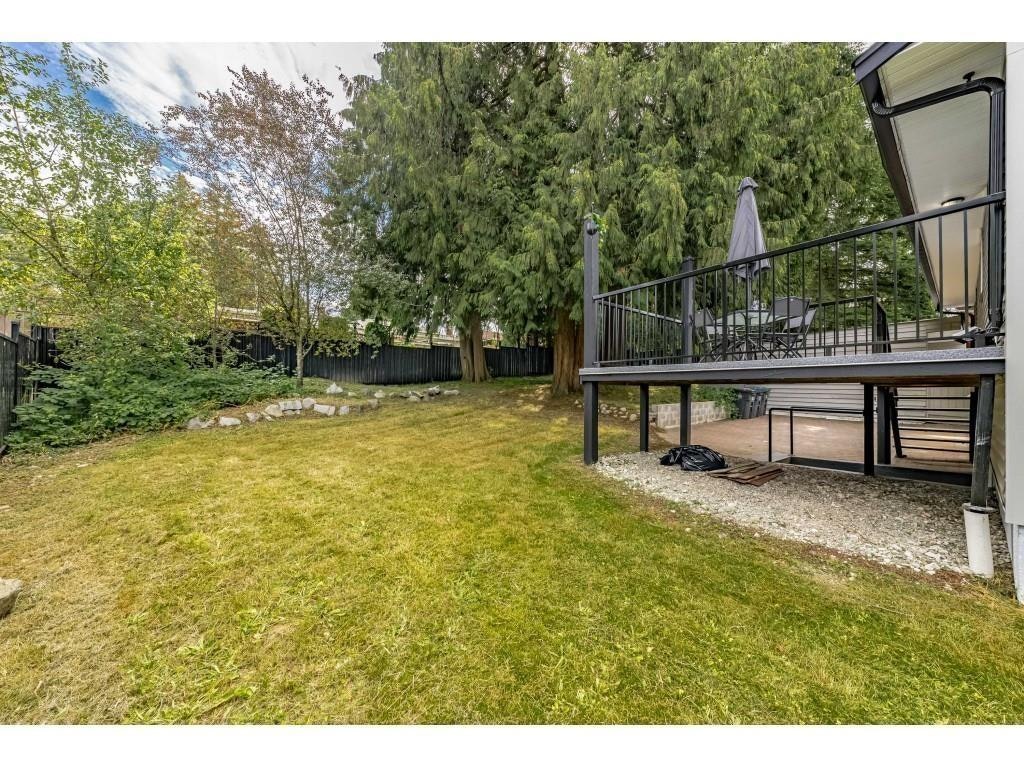 14927 Kew Drive, Surrey, BC, V3R 4Y1 - 36
