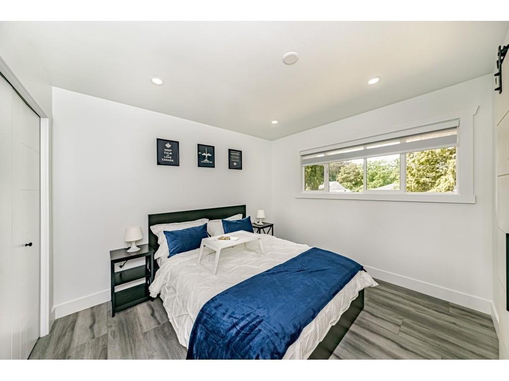 14927 Kew Drive, Surrey, BC, V3R 4Y1 - 14